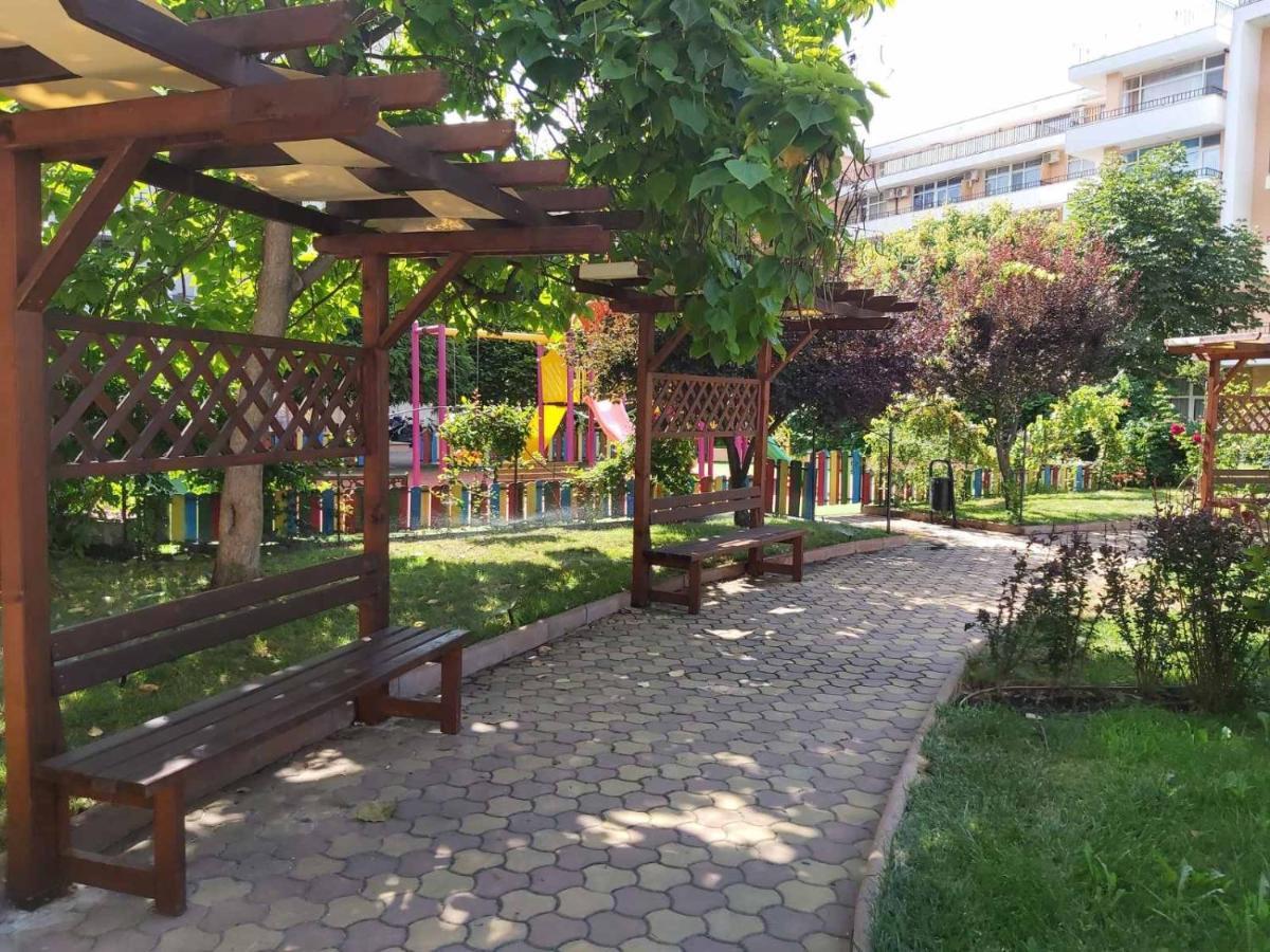 Holiday Apartments Grand Kamelia Sunny Beach Exterior photo