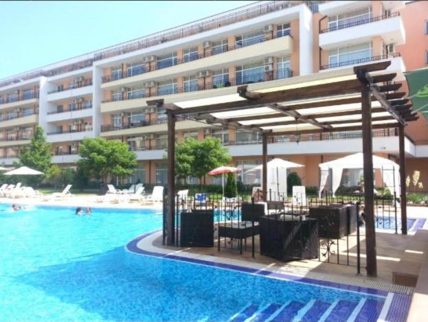 Holiday Apartments Grand Kamelia Sunny Beach Exterior photo