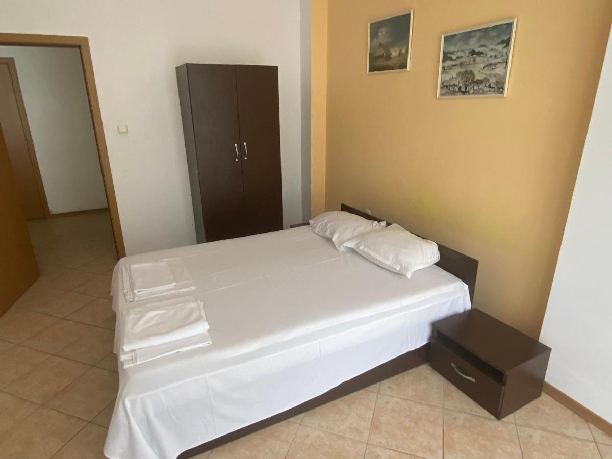 Holiday Apartments Grand Kamelia Sunny Beach Exterior photo